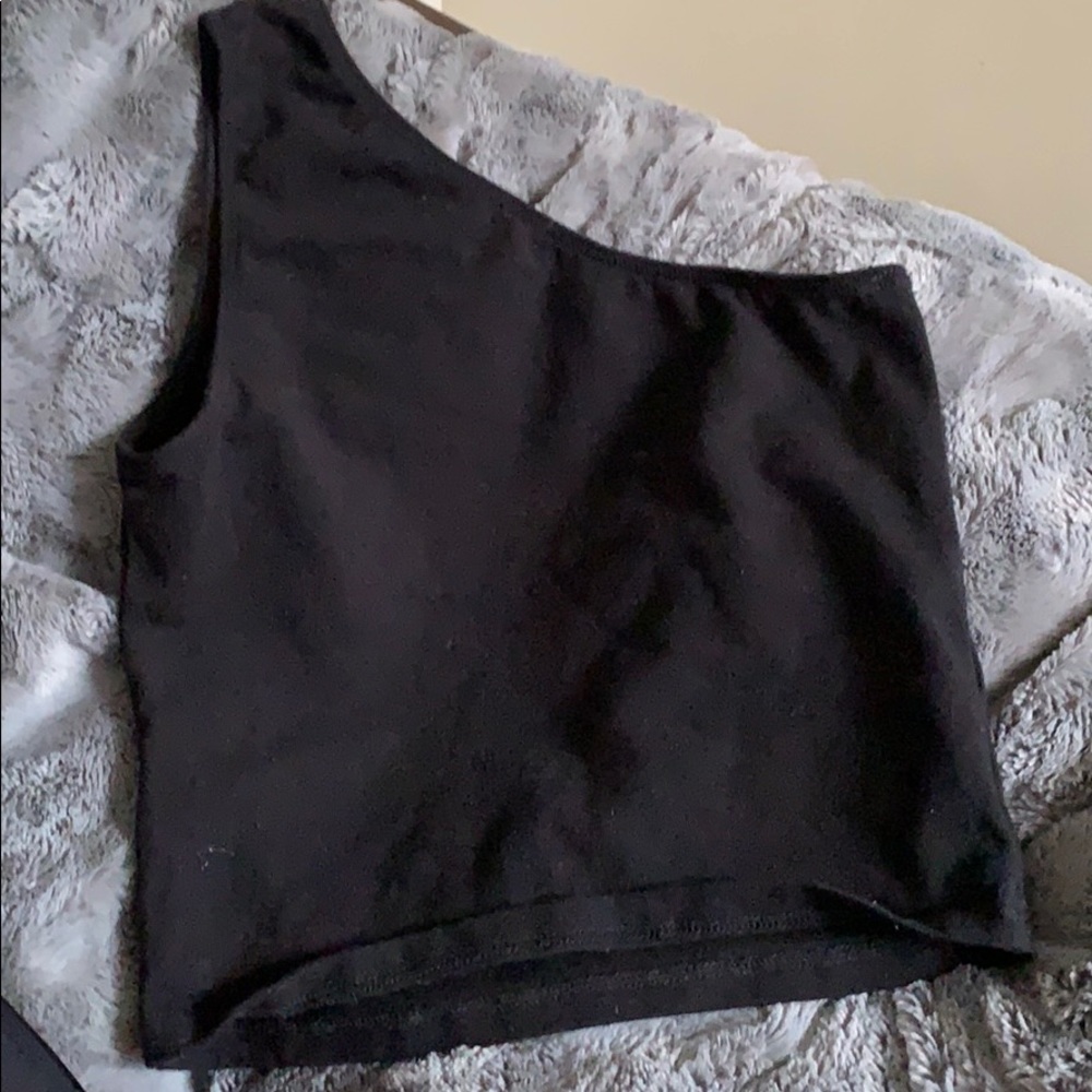 Brandy Melville crop top